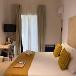 Tresette Porta Capuana Gæstehus 4*