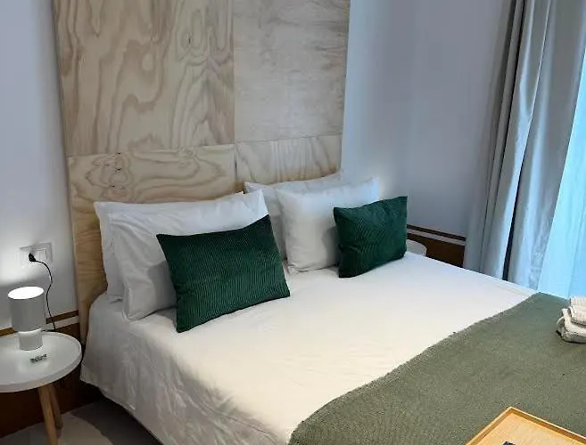 게스트하우스 Tresette Porta Capuana 4*