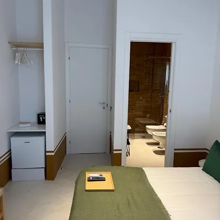 Tresette Porta Capuana Гостевой дом 4*
